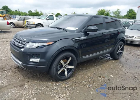 2015 Land Rover Range Rover Evoque Pure Plus z USA, uszkodzony, nr VIN SALVP2BGXFH975597